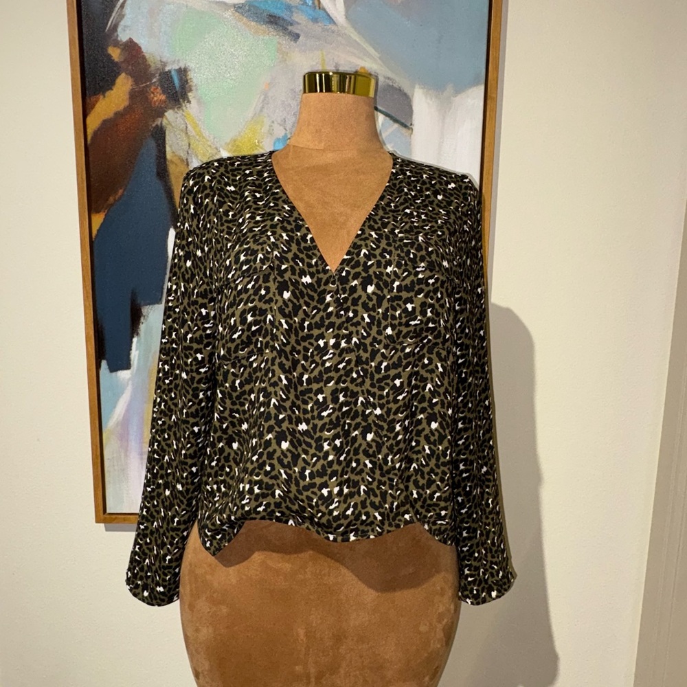Abound Black and White Patterned Blouse